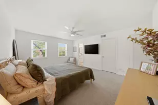2505 Briar Ridge Dr, Houston, TX 77057 - Photo 16