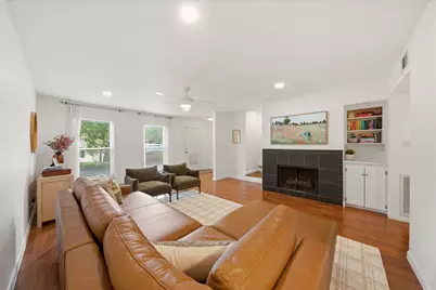 2505 Briar Ridge Drive #50, Houston, TX 77057 - Photo 4