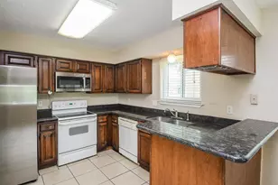 2014 First Crossing Blvd, Sugar Land, TX 77478 - Photo 14