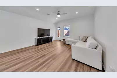 9989 Tammy Lane, Magnolia, TX 77354 - Photo 10