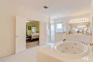 6131 Stoney Brook Dr, Houston, TX 77036 - Photo 18