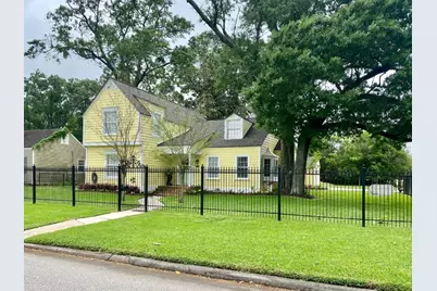 693 N 23rd Street, Beaumont, TX 77706 - Photo 1