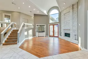3 Hillside View Pl, The Woodlands, TX 77381 - Photo 10