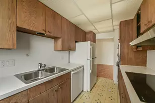 1400 Hermann Dr, Houston, TX 77004 - Photo 10