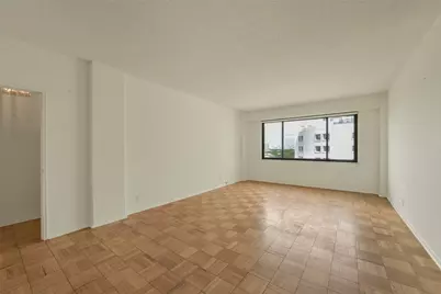 1400 Hermann Drive #11A, Houston, TX 77004 - Photo 4