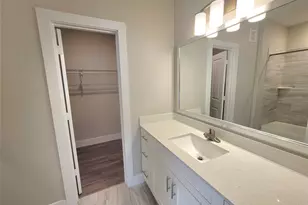 1620 Oak Tree Dr, Houston, TX 77080 - Photo 8