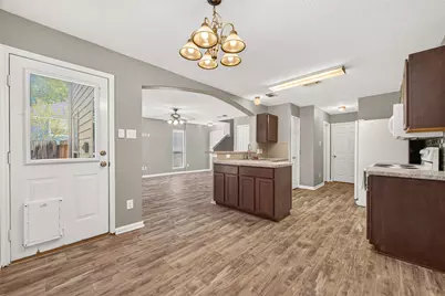5437 N Buffalo Circle, Willis, TX 77378 - Photo 8