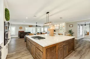 1 Buffalo Ct, Lake Jackson, TX 77566 - Photo 12