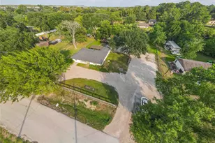 25203 Lakeview Rd, Katy, TX 77494 - Photo 10