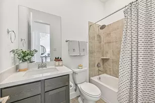 1424 River Pt Dr, Friendswood, TX 77546 - Photo 24