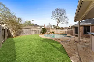 12526 Cherry Creek Bend Ln, Houston, TX 77041 - Photo 36
