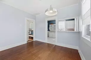 2115 26th St, Galveston, TX 77550 - Photo 10