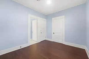 2115 26th St, Galveston, TX 77550 - Photo 22