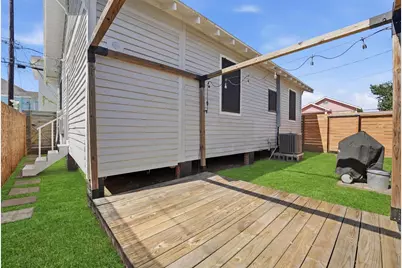 2115 26th Street, Galveston, TX 77550 - Photo 24