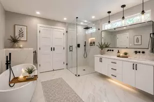 1218 Des Jardines St, Houston, TX 77023 - Photo 14