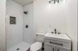 1108 18th Street N, Nederland, TX 77627 - Photo 24