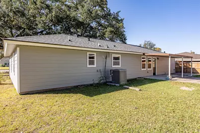 1108 18th Street N, Nederland, TX 77627 - Photo 8