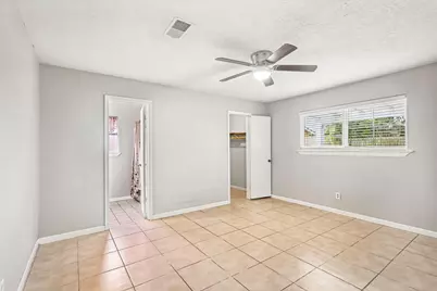 4202 Townes Forest Road, Friendswood, TX 77546 - Photo 14