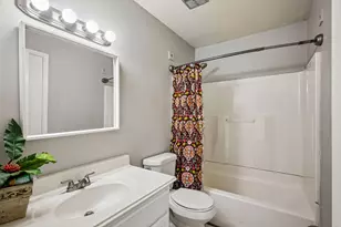 4202 Townes Forest Rd, Friendswood, TX 77546 - Photo 22