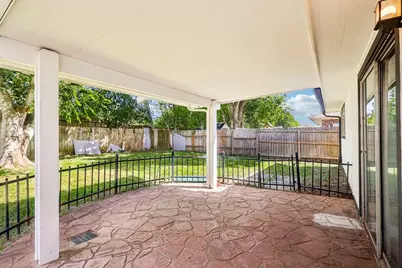 4202 Townes Forest Road, Friendswood, TX 77546 - Photo 26