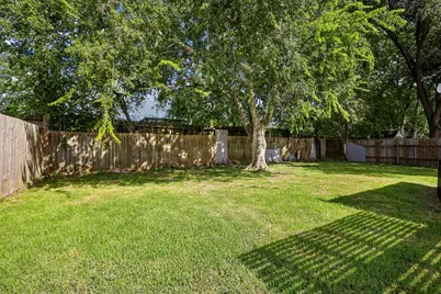 4202 Townes Forest Road, Friendswood, TX 77546 - Photo 28