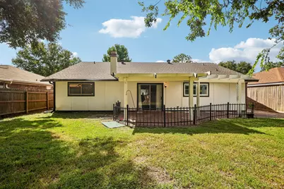 4202 Townes Forest Road, Friendswood, TX 77546 - Photo 30