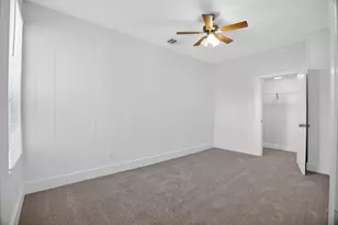 304 W Vulcan St, Brenham, TX 77833 - Photo 22