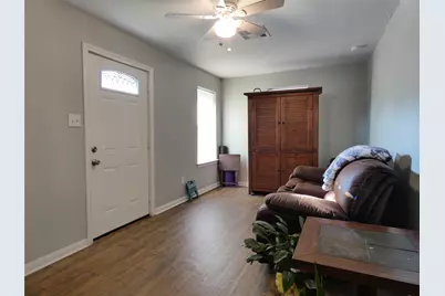 507 Houston Street #8, Rosenberg, TX 77471 - Photo 4