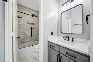 3 Murmuring Creek Pl, Conroe, TX 77385 - Photo 42