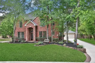 3 Murmuring Creek Pl, Conroe, TX 77385 - Photo 4