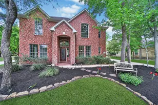 3 Murmuring Creek Pl, Conroe, TX 77385 - Photo 2