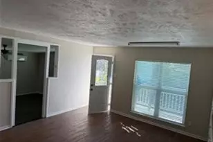 726 4th St, San Leon, TX 77539 - Photo 4