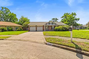 19302 Leewood Ct, Humble, TX 77346 - Photo 2