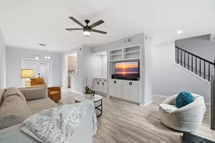 701 Bering Dr, Houston, TX 77057 - Photo 6