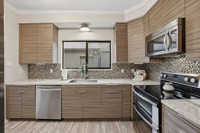 701 Bering Drive #304, Houston, TX 77057 - Photo 10