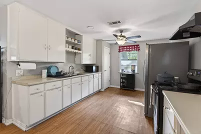 15185 Travis Lane, Willis, TX 77378 - Photo 10