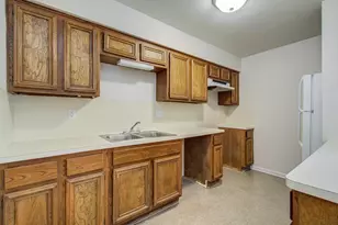 711 7th St, Galveston, TX 77550 - Photo 8