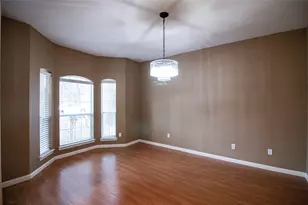 3318 Shadowcrest Ct, Montgomery, TX 77356 - Photo 2
