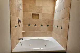 9800 Pagewood Ln, Houston, TX 77042 - Photo 10