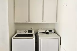 9800 Pagewood Ln, Houston, TX 77042 - Photo 20