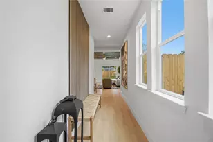 5955 Southseas St, Houston, TX 77033 - Photo 4