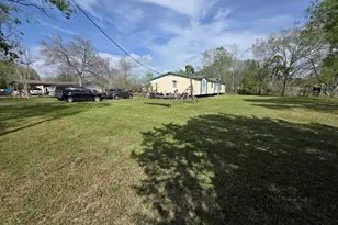 18902 McKay Rd, Alvin, TX 77511 - Photo 4