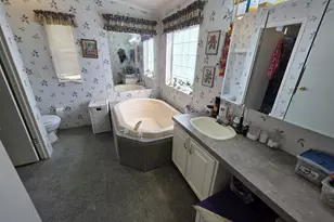 18902 McKay Rd, Alvin, TX 77511 - Photo 22
