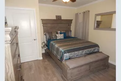 8821 Woodruff Street, Houston, TX 77012 - Photo 12