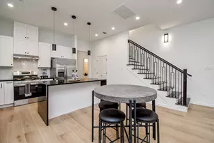 8130 Sunnyhill St, Houston, TX 77088 - Photo 16