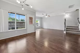 5227 Brinkman Ct, Houston, TX 77091 - Photo 8