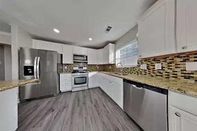 32106 Willow Creek Park, Conroe, TX 77385 - Photo 6
