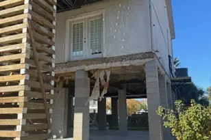 15 Harbour Dr, Nassau Bay, TX 77058 - Photo 6