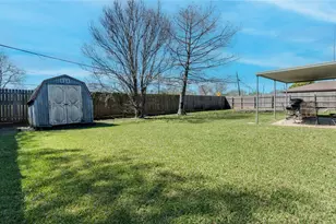 2306 Heather St, Highlands, TX 77562 - Photo 24