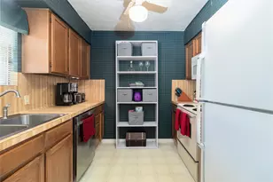 2306 Heather St, Highlands, TX 77562 - Photo 18